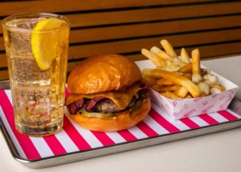 Burger Circus Soho: Restoran Burger Halal Paling Fun di Hong Kong